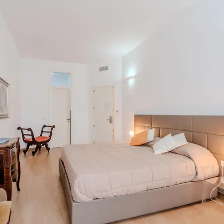 B&B Charme Lecce Exterior photo